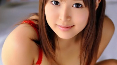 DV-1357 [Special Offer] Tsukasa-chan is supposed to be doing an interview, but she ends up having sex with him in a quickie project. A naked actor appears from behind the sofa. He pushes her panties aside and they have sex in the missionary position. They